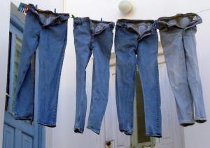 laundry-line-jeans1